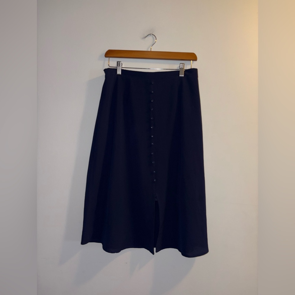 MONTEAU — NAVY SKIRT